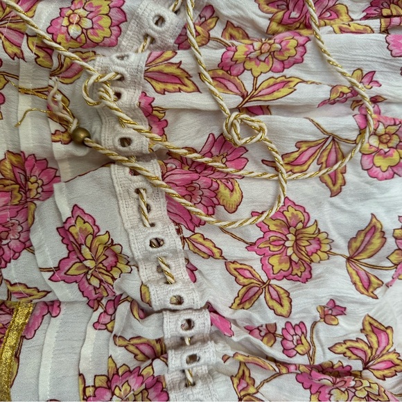 Set- Floral Top and Skirt - Picture 9 of 10